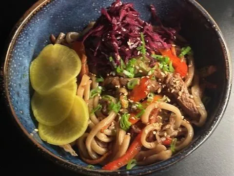 Лапша рамен  с говядиной