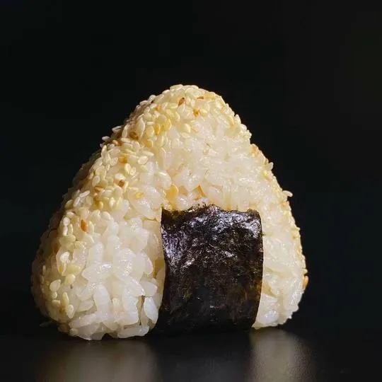 Онигири с курицей