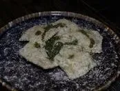 Равиоли с креветкой и песто