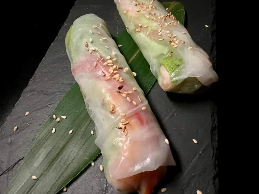 Спринг ролл с креветкой и овощами